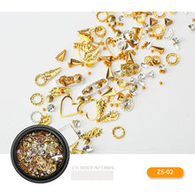 Load image into Gallery viewer, Nail Art décorations Nail Art Jewelry Star Nail Glitter Flat Rhinestone Japanese Nail Mix New Pearl Rivet Metal Round Box Patch